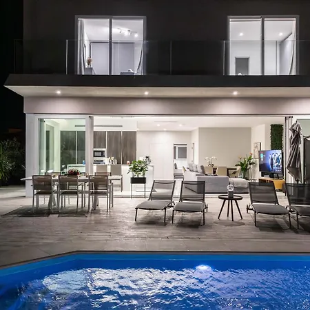 빌라 Ixoria Unit 1 W Private Pool By Arco Collection Saint Julian's