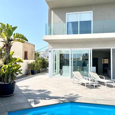 Villa Ixoria Unit 1 With Private Pool By Arcobnb
