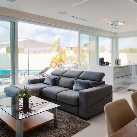 Ixoria Unit 1 With Private Pool By Arcocollection *