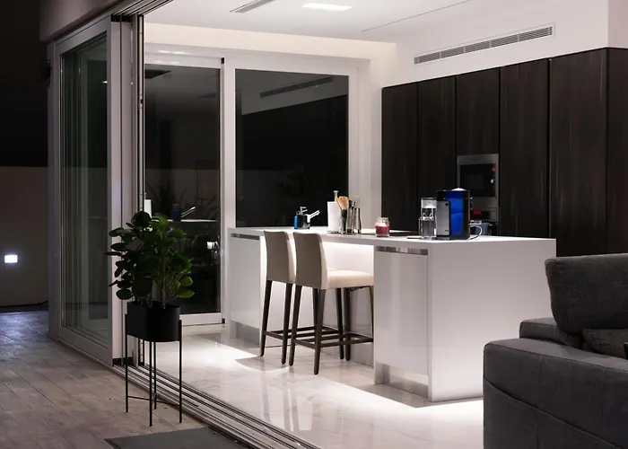 Ixoria Unit 1 W Private Pool By Arco Collection * Saint Julian's